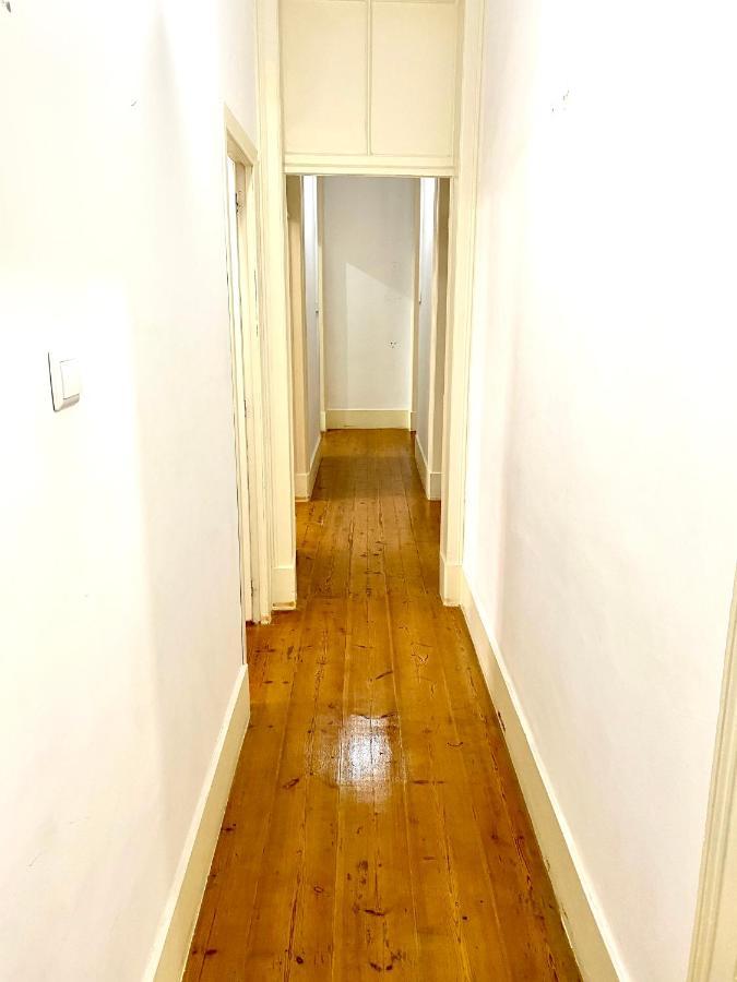 Artdeco Chiado 4 - Large Comfortable Double Room With Shared Bathroom Лісабон Екстер'єр фото